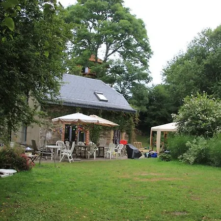 Дом отдыха Le Repere Du Cerf *